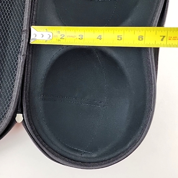 ⭐️3/ $30⭐️ Hard Bra Case Travel Carrier Portable Pink Black Polka Dots Lace - Picture 11 of 12